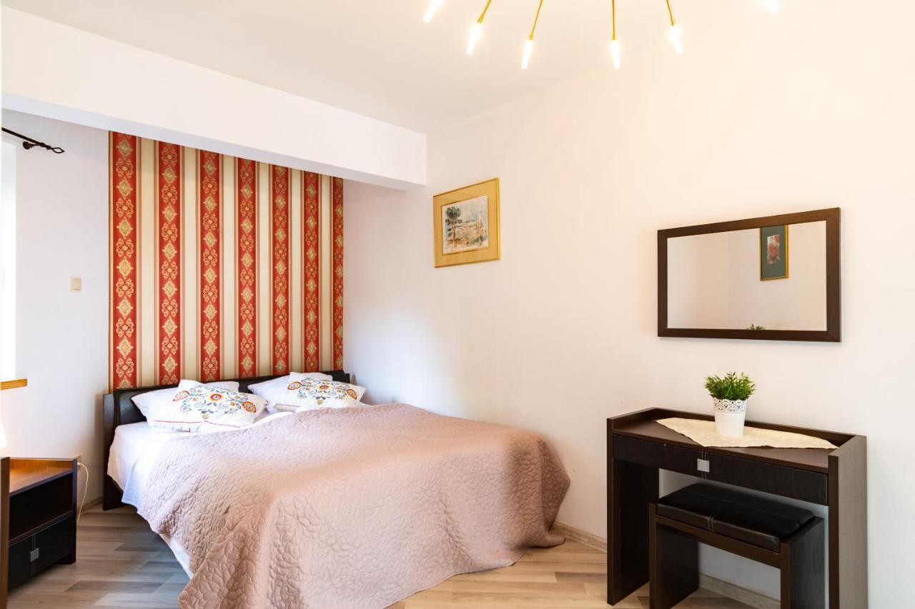 Apartamenty Jeanette Ровы Экстерьер фото